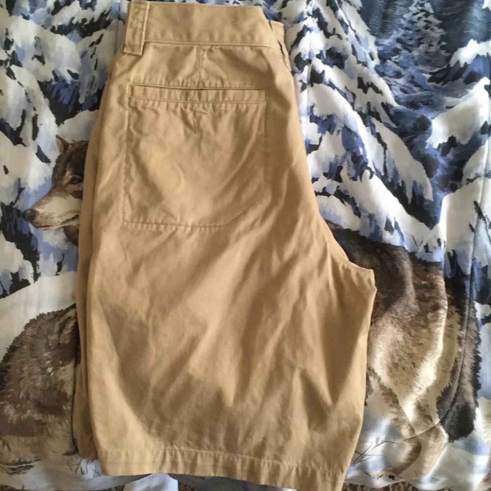North Face khaki shorts!